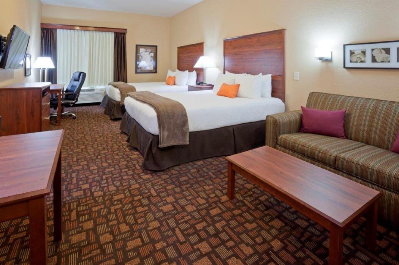 Grand Forks Lodge And Suites ภายนอก รูปภาพ